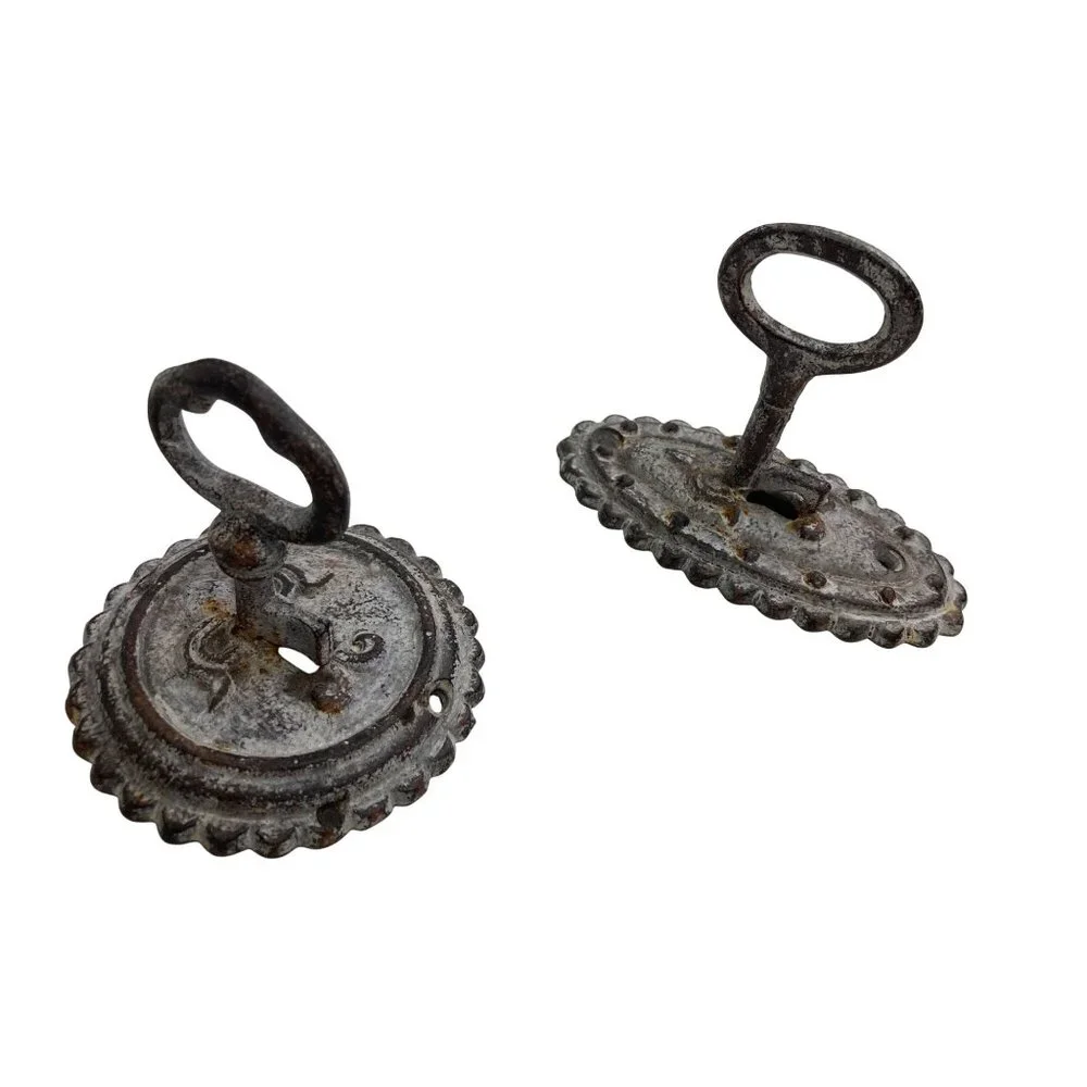 Antique Cast Iron Door Keyhole & Keys Escutcheon Plates Wall Coat Towel Hooks